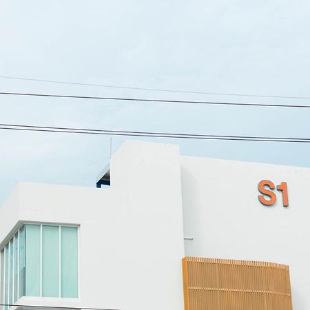 S1 Trang Hotel Bagian luar foto