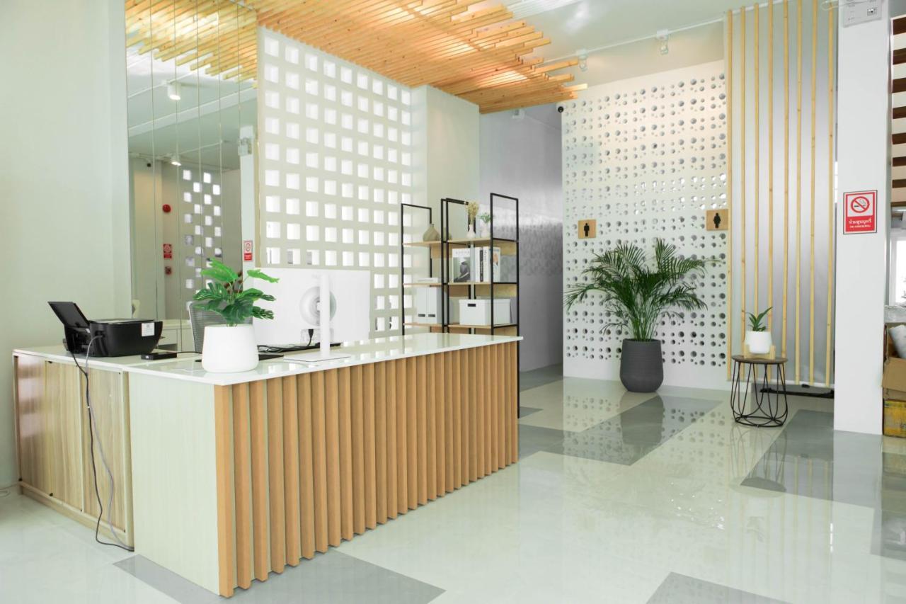 S1 Trang Hotel Bagian luar foto
