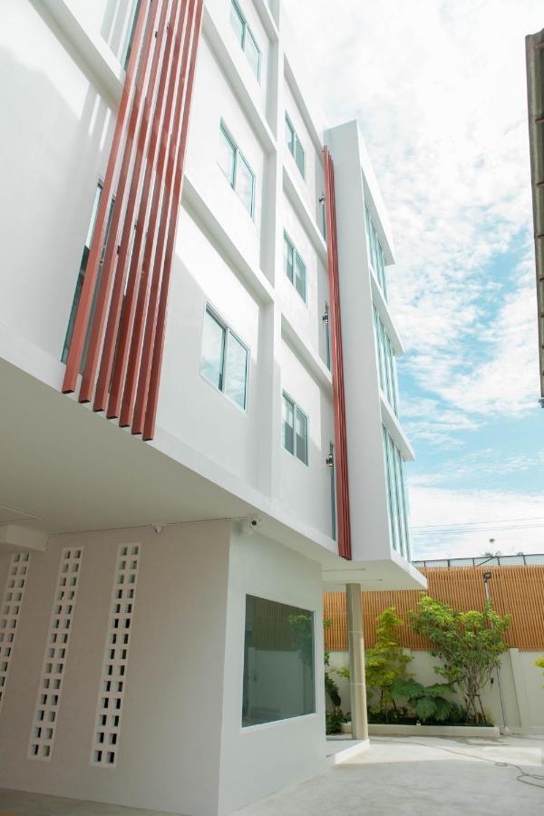 S1 Trang Hotel Bagian luar foto