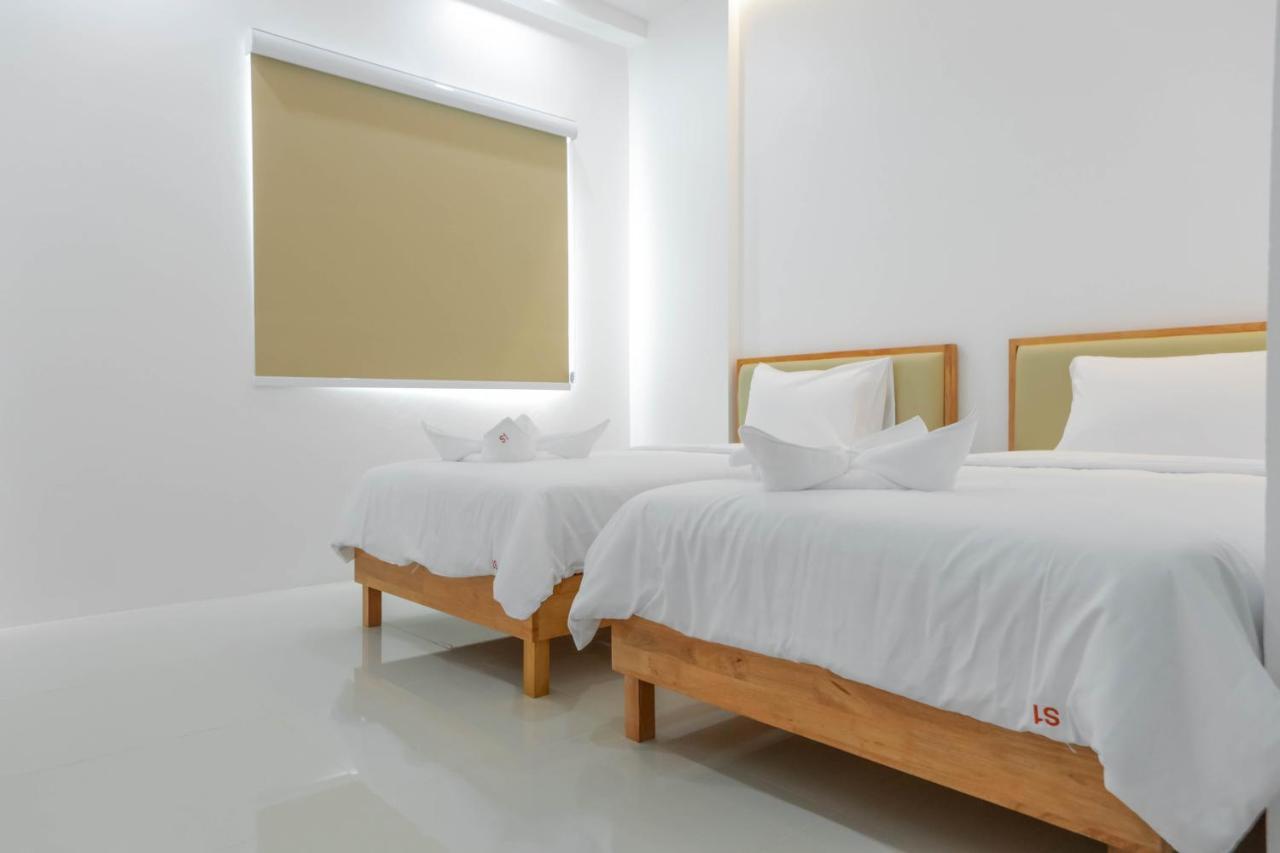 S1 Trang Hotel Bagian luar foto